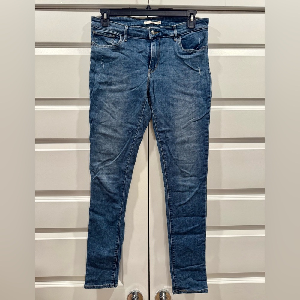 Levi's Medium Wash 711 Skinny Jeans